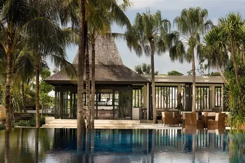 The Royal Santrian Luxury Beach Villas in Kuta Selatan — foto 16