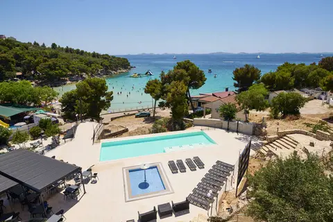 Colentum Resort Murter in Murter — foto 2