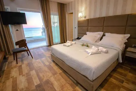 Blue Marine Hotel in Durres — foto 3