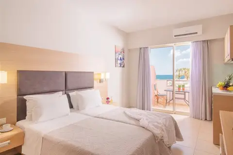 Pleasure Beach Hotel in Δημοτική Ενότητα Μαλίων — foto 4