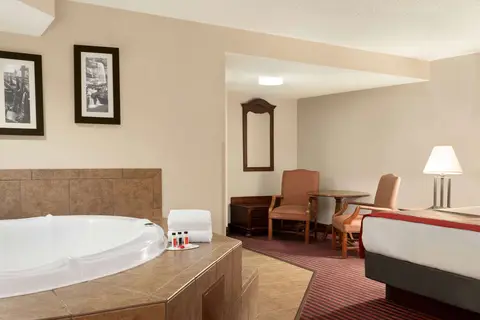Ramada Pigeon Forge North in Pigeon Forge — foto 23