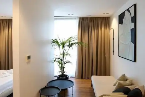 Nobus Hotel in Vlora — foto 19
