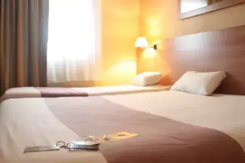 Disneyland Paris per bus - Hotel Tulip voorheen Kyriad Torcy in Coupvray — foto 7