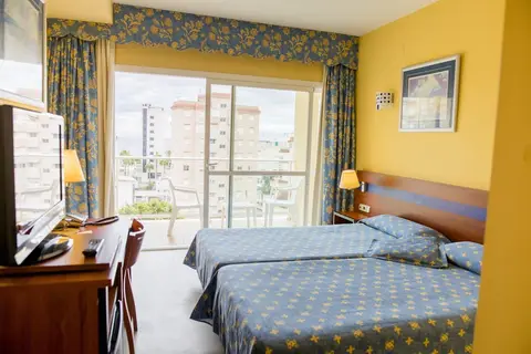 Hotel Biarritz in Benlloc — foto 8