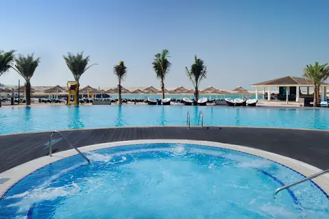 Intercontinental Abu Dhabi in البطين — foto 5