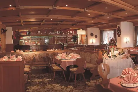 Hotel Alpina in Ried im Zillertal — foto 3