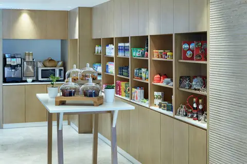 Hilton Garden Inn Muscat Al Khuwair in Muskaatdruif — foto 25