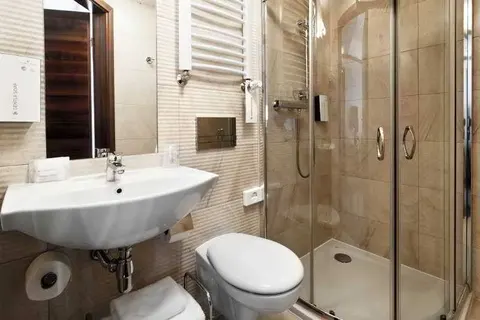 Hotel Golden Tulip Krakow City Center in Krakow — foto 3