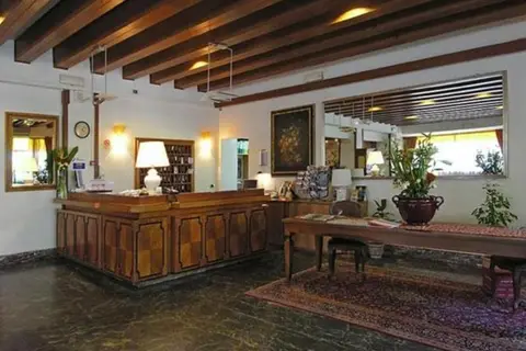 Pinewood in Rome — foto 3