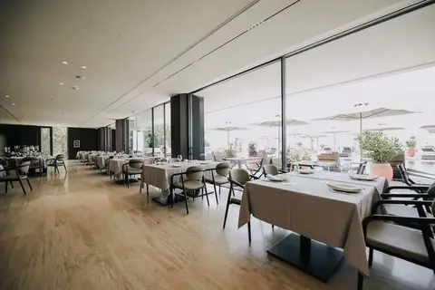 Magnus Hotel in Vlorë — foto 12