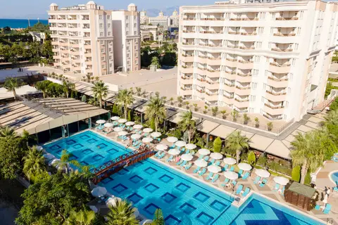 Ramada Resort by Wyndham Lara in Aksu — foto 10