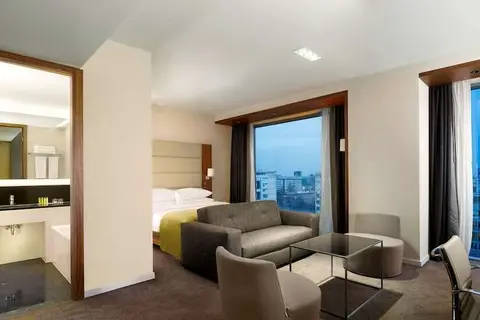DoubleTree by Hilton Hotel Zagreb in Zagreb — foto 2