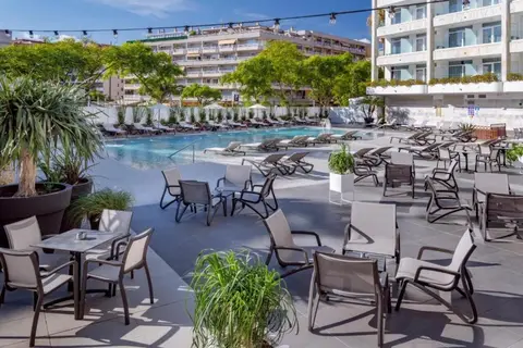 Olympus Palace in Salou — foto 7