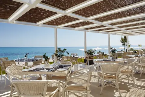 Grand Bay Beach Resort in Kolymbari — foto 14
