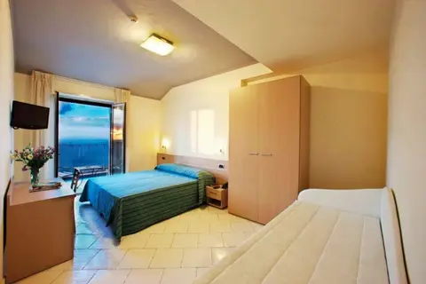 Hotel Cosmomare in Piano di Sorrento — foto 4