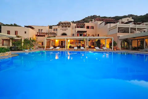 Stefanos Village Hotel in Πλακιάς — foto 11