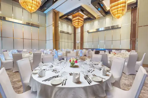 Taj Jumeirah Lakes Towers in Taj Jumeirah Lakes Towers — foto 21