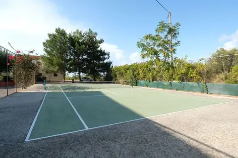 Karavados Beach Hotel in Καραβάδος — foto 8