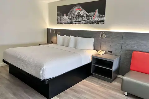 Ramada by Wyndham Anaheim Convention Center in Anaheim, foto 6