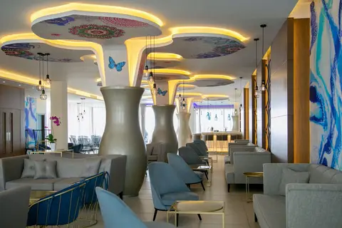 Vangelis Hotel & Suites in Παραλίμνι — foto 19