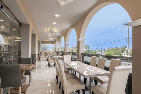 Karras Grande Resort in Arkadii Municipal Unit — foto 4