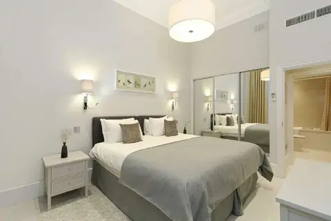 Queensgate Court Appartementen in Londen, foto 4