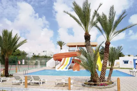 Cedriana Hotel in أولاد عمر — foto 3