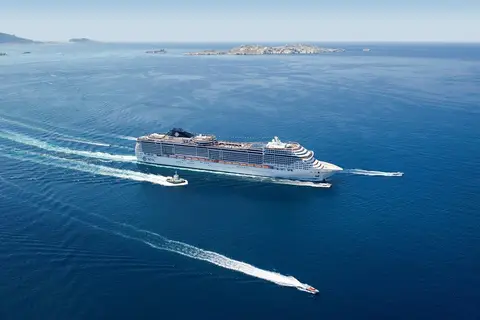 8 dg cruise Oost Middellandse Zee MSC Divina in Civitavecchia — foto 2