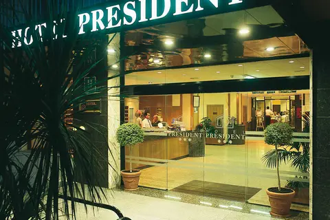 President in Calella — foto 3