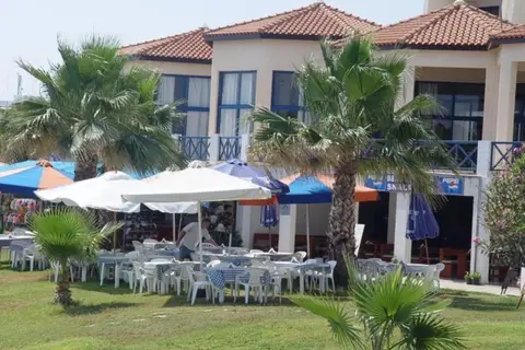 MyroAndrou Hotel Apartments in Leoforos Protara-Cavo Greco, foto 3