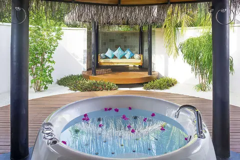 Sun Siyam Iru Fushi in Sun Siyam Iru Fushi Family Pool — foto 27
