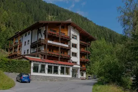 Hotel Tia Apart in Schwarzenberg — foto 9