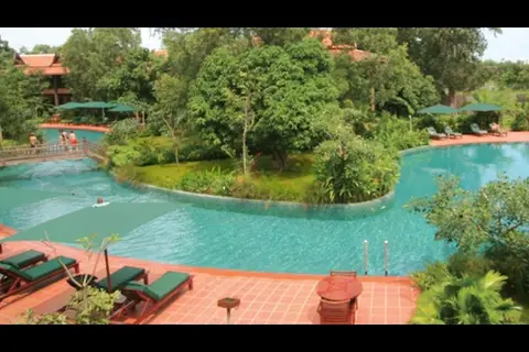 Angkor Village Hotel in Siem Reap — foto 3