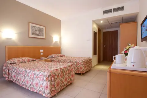 Hotel Qawra Palace in San Pawl il-Baħar — foto 19