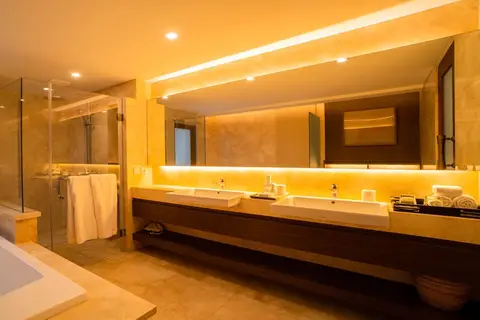 Royal Kamuela Villas & Suites at Monkey Forest - Ubud in Ubud, Kecamatan Gianyar, Kabupaten Gianyar, Bali, Indonesia — foto 8