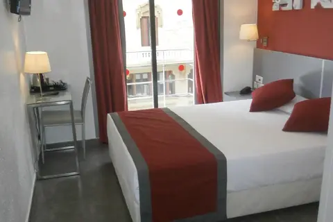 Medicis in Barcelona — foto 7