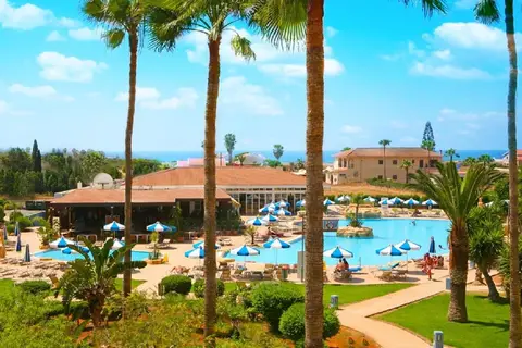The Macronissos Holiday Village in Ayia Napa — foto 2