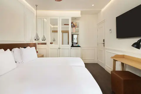 H10 Universitat in Barcelona — foto 14