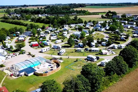 Camping L Aiguille Creuse in Les Loges — foto 2