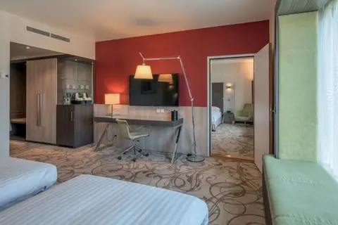 Hilton Geneva Hotel & Conference Centre in Le Grand-Saconnex — foto 7