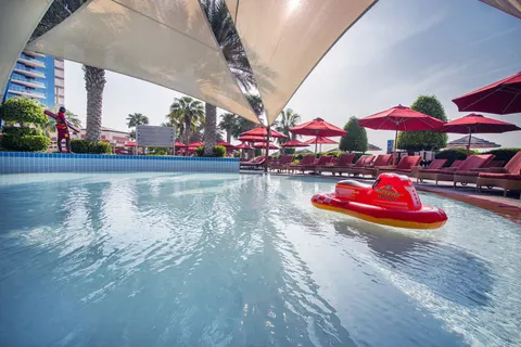 Khalidiya Palace Beach in Al Bateen — foto 8