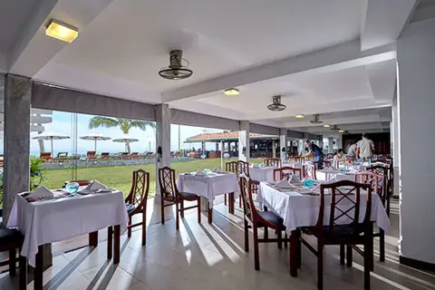 Coral Sands Hotel in Hikkaduwa — foto 7