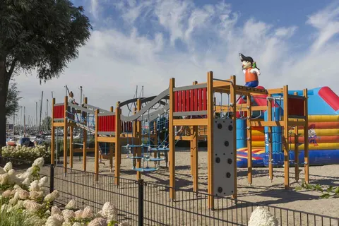 Vakantiepark De Biesbosch foto 9