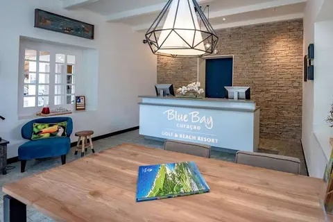 Blue Bay Golf & Beach Resort in Blue Bay reception — foto 10