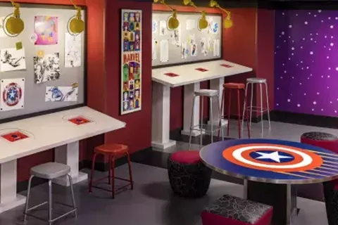 Busreis Disney Hotel New York - The Art of Marvel - Magisch Arrangement foto 22