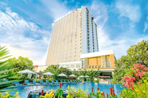 Golden Beach Cha-am Hotel in ชะอำ — foto 2