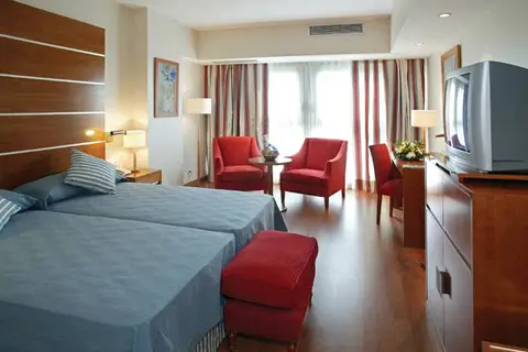 Hotel ILUNION Málaga in Málaga — foto 13