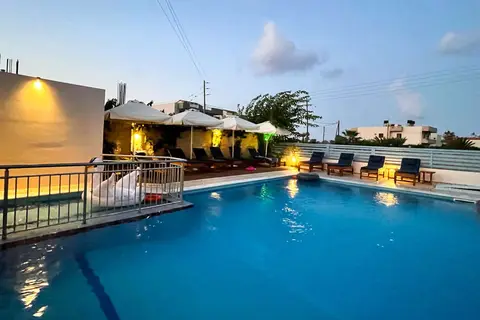Blue Sky Resort in Δημοτική Ενότητα Γουβών — foto 2
