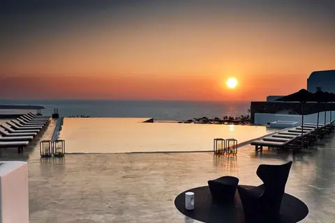 Santo Maris Oia Luxury Suites & Spa in Σαντορίνη — foto 29