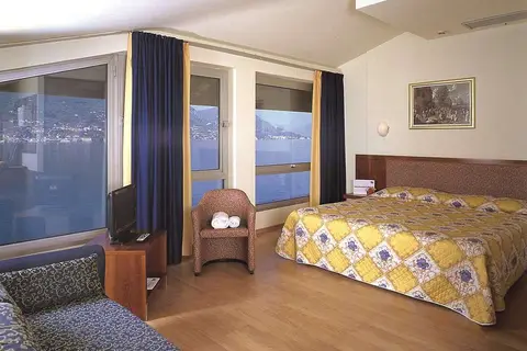 Park Hotel Casimiro Village in San Felice del Benaco — foto 26